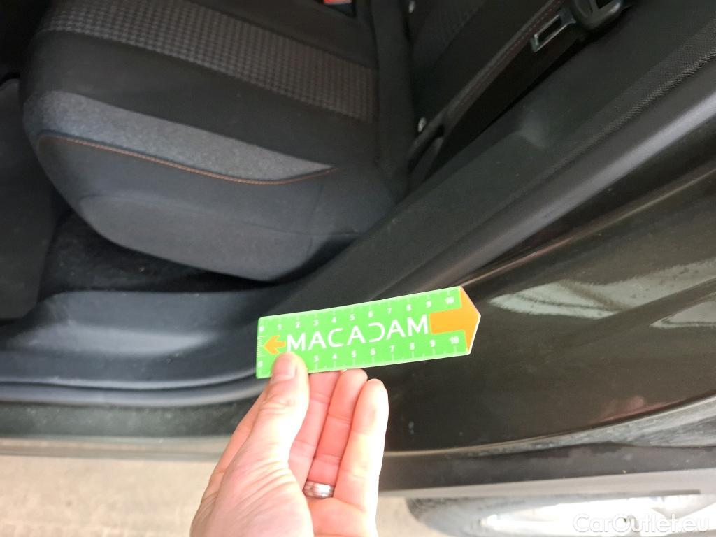  Peugeot  3008  Active Business 1.5 HDi 130CV BVA8 E6d #4