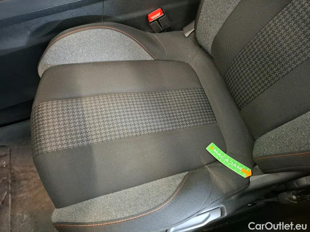  Peugeot  3008  Active Business 1.5 HDi 130CV BVA8 E6d #21