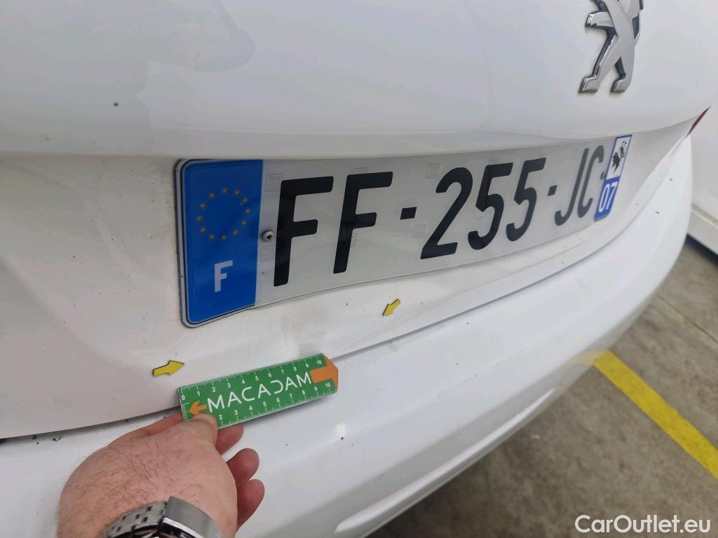  Peugeot  208  Affaire Premium Pack 1.5 HDi 100CV BVM5 E6dT #4