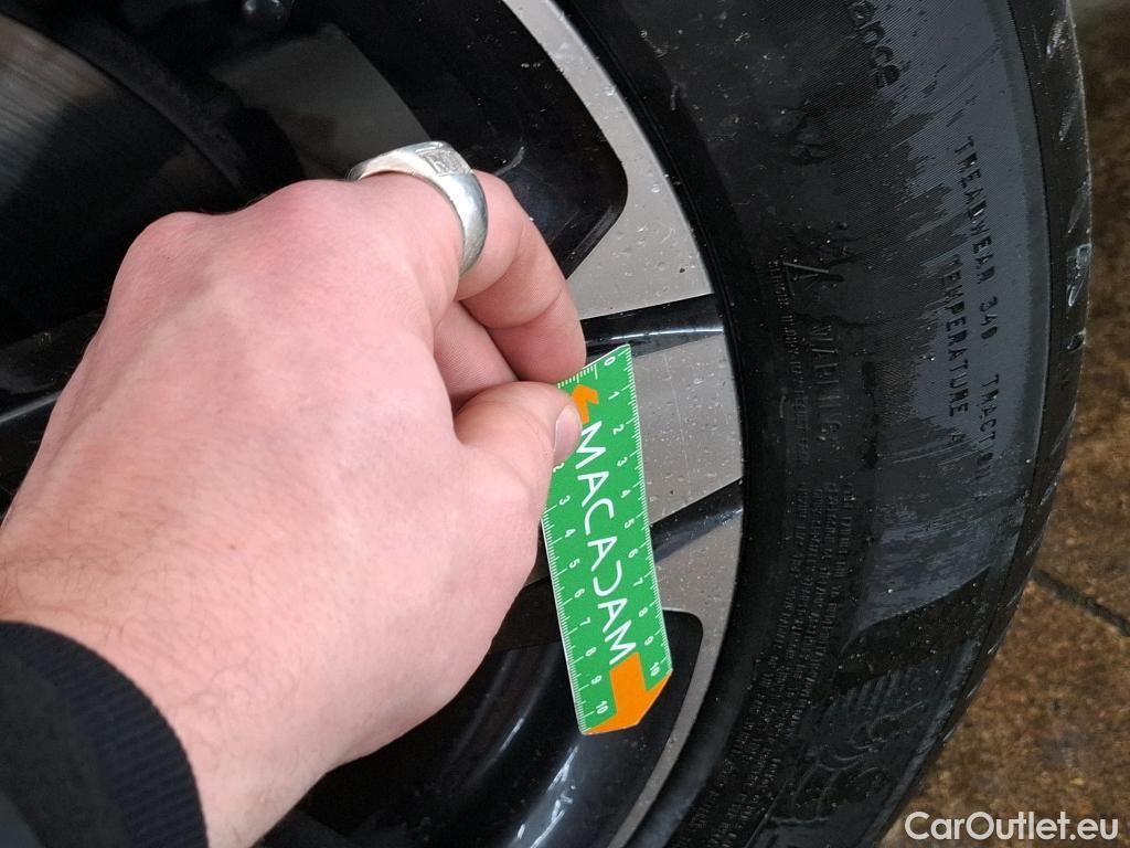  Peugeot  3008  GT Line 1.5 HDi 130CV BVA8 E6dT #9