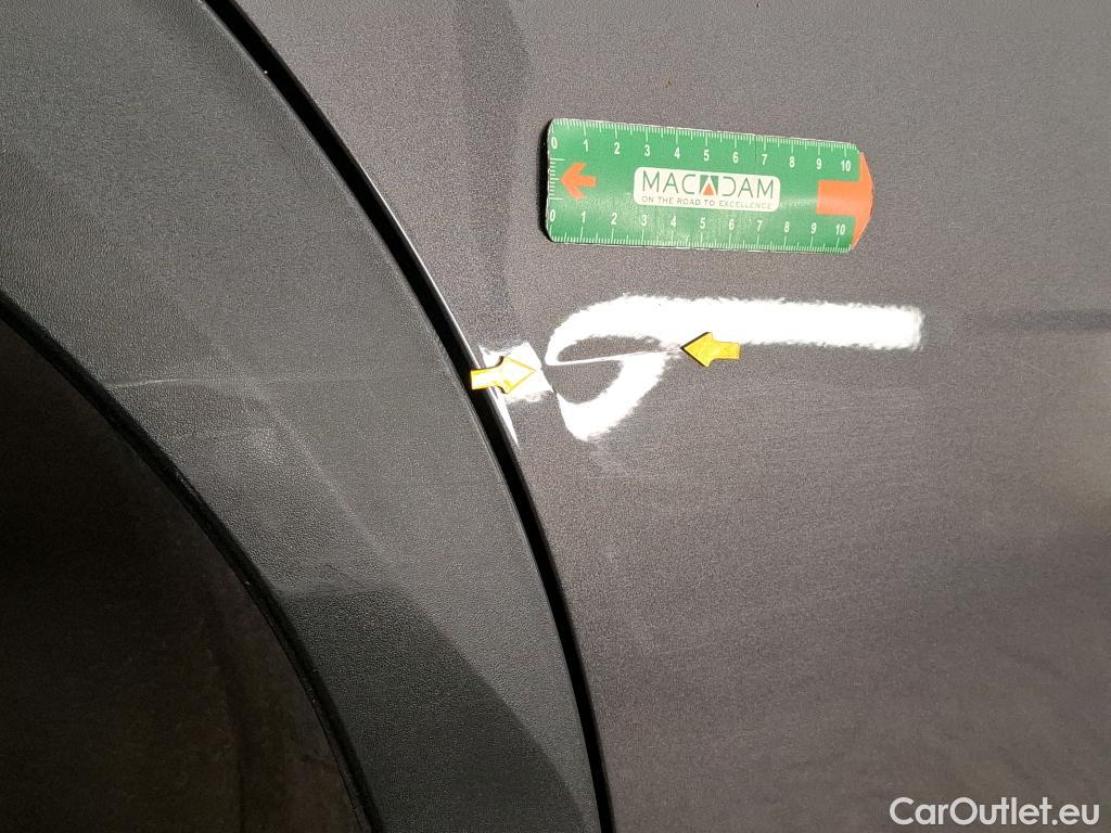  Peugeot  2008  Active Pack 1.2 PureTech 130CV BVA8 E6d #2