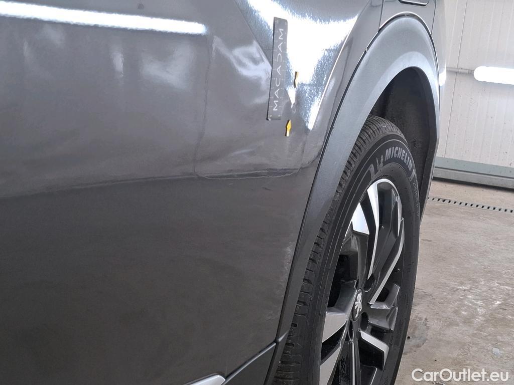  Peugeot  2008  Allure Business 1.5 HDi 110CV BVM6 E6d #38