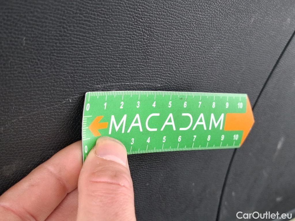  Peugeot  3008 PEUGEOT  / 2020 / 5P / SUV 1.6 HYBRID 225 E-EAT8 Allure Pack #33