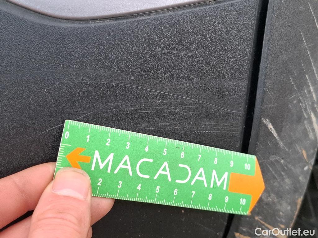  Peugeot  3008 PEUGEOT  / 2020 / 5P / SUV 1.6 HYBRID 225 E-EAT8 Allure Pack #68