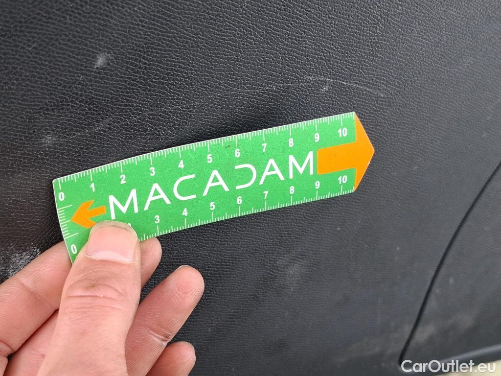  Peugeot  3008 PEUGEOT  / 2020 / 5P / SUV 1.6 HYBRID 225 E-EAT8 Allure Pack #32