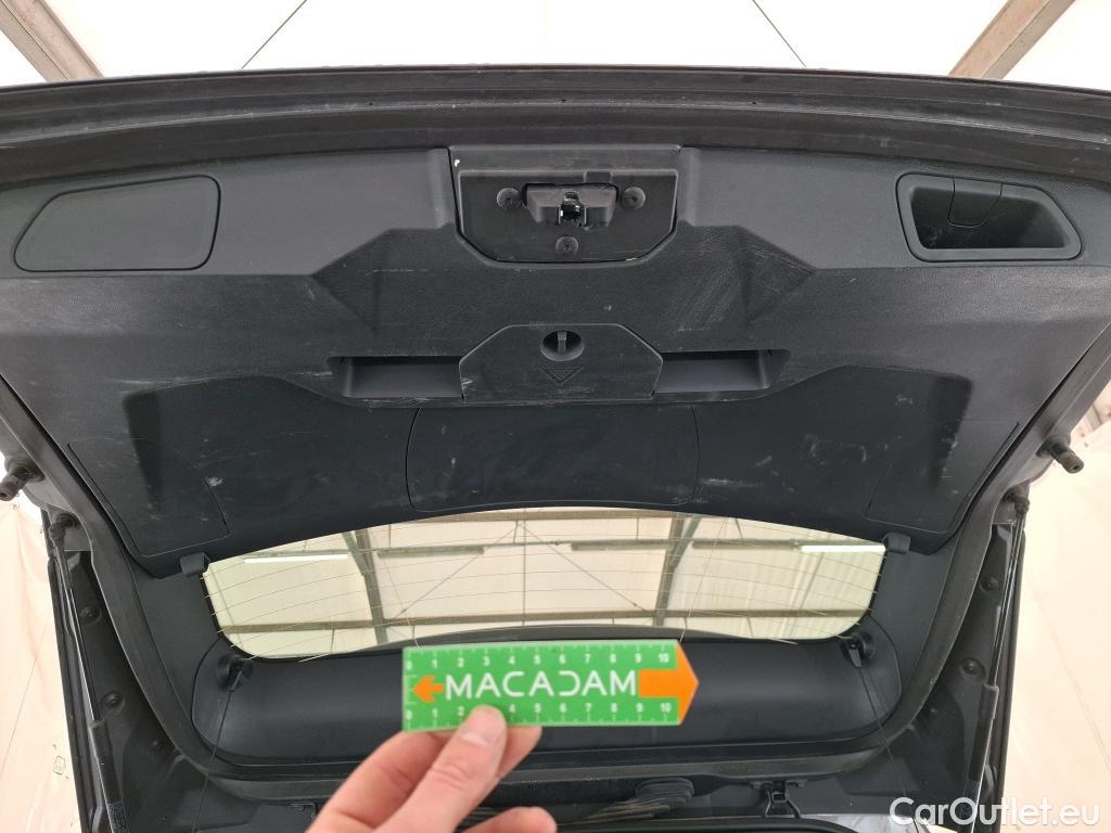  Peugeot  3008 PEUGEOT  / 2020 / 5P / SUV 1.6 HYBRID 225 E-EAT8 Allure Pack #31