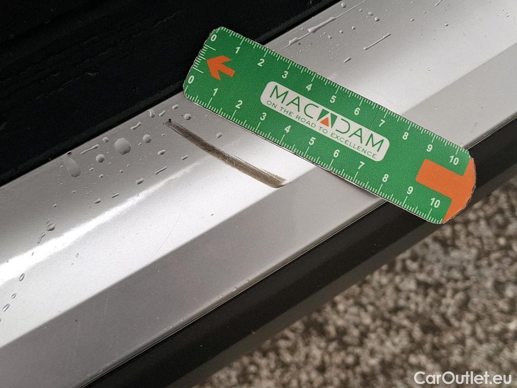  Peugeot  2008  Active Pack 1.2 PureTech 130CV BVA8 E6d #11