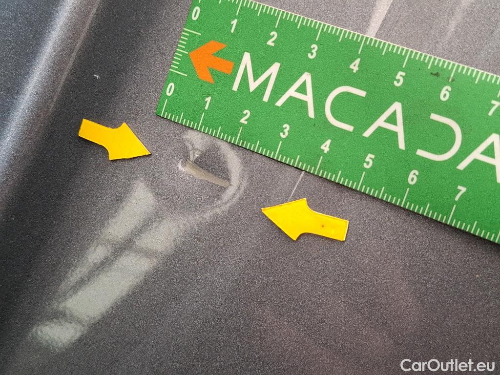  Peugeot  3008 PEUGEOT  / 2020 / 5P / SUV 1.6 HYBRID 225 E-EAT8 Allure Pack #26