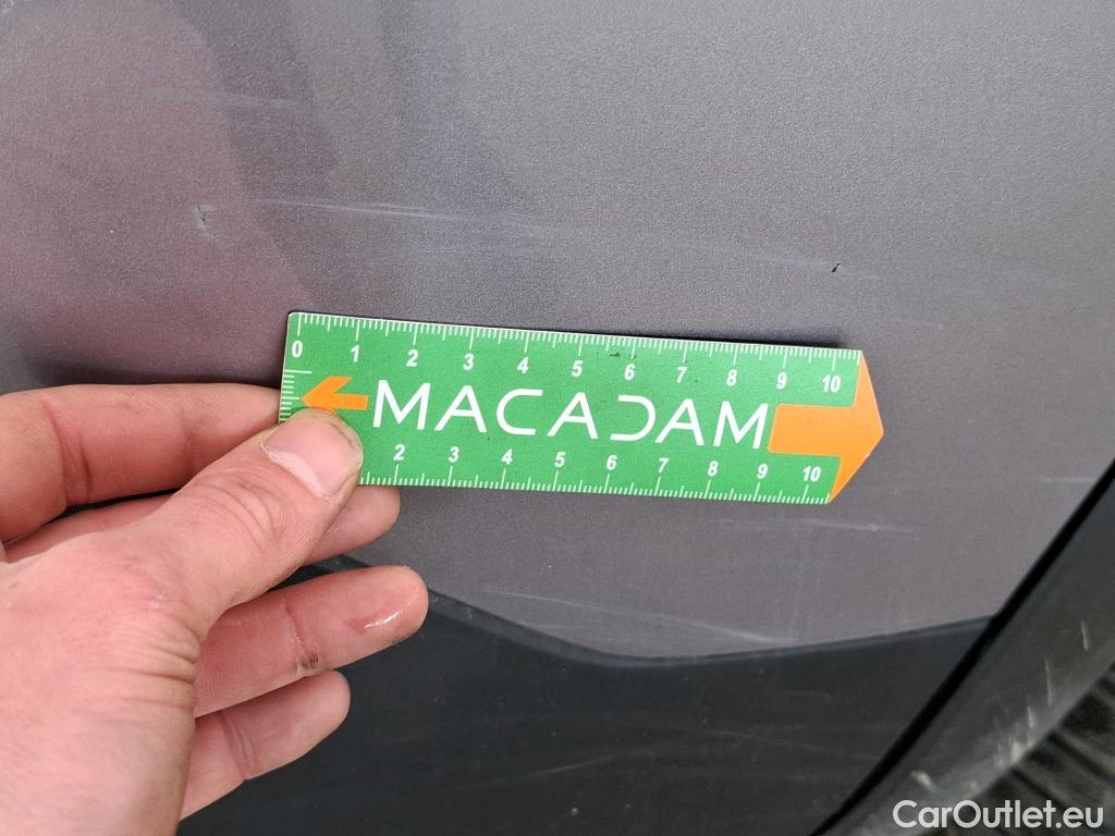  Peugeot  3008 PEUGEOT  / 2020 / 5P / SUV 1.6 HYBRID 225 E-EAT8 Allure Pack #8