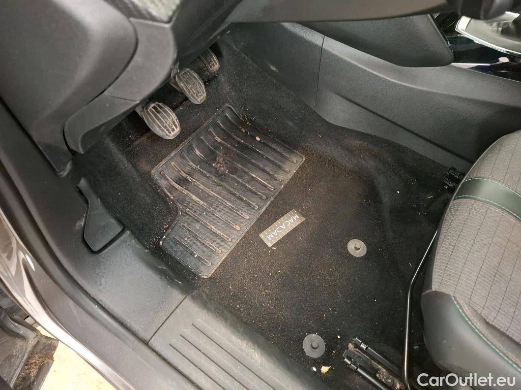  Peugeot  2008  Allure Business 1.5 HDi 110CV BVM6 E6d #31