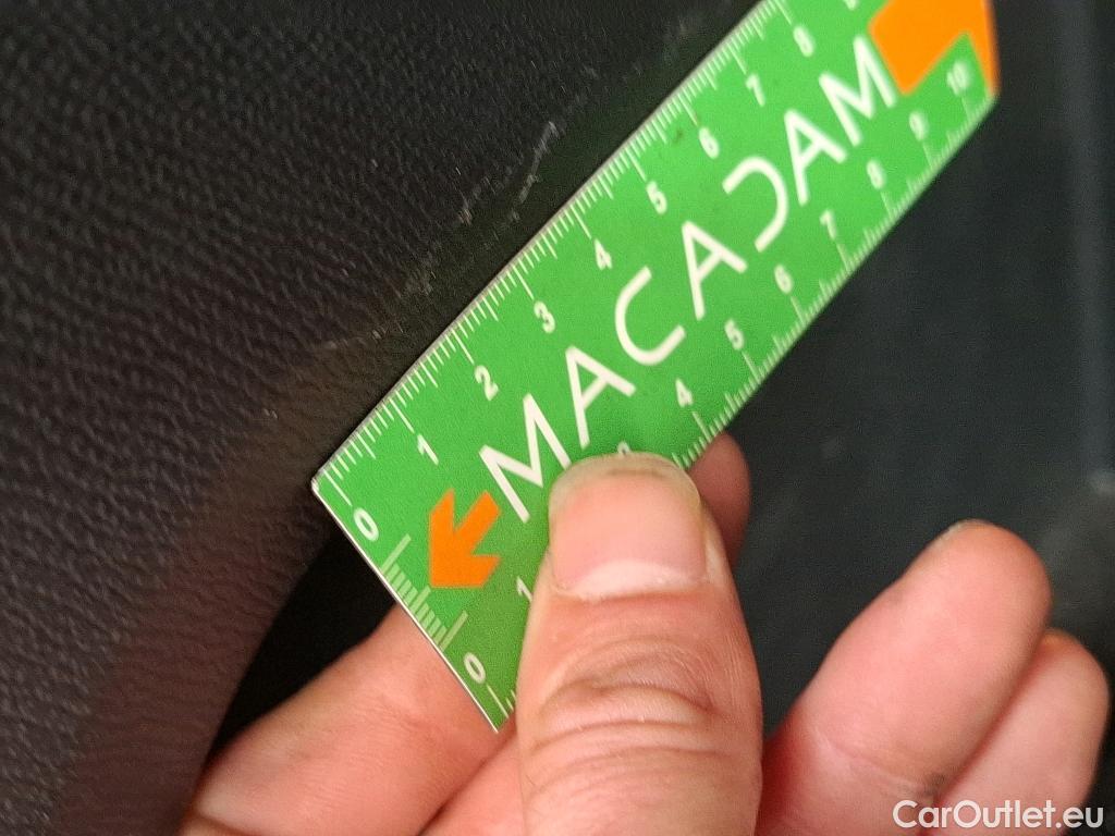  Peugeot  3008 PEUGEOT  / 2020 / 5P / SUV 1.6 HYBRID 225 E-EAT8 Allure Pack #43