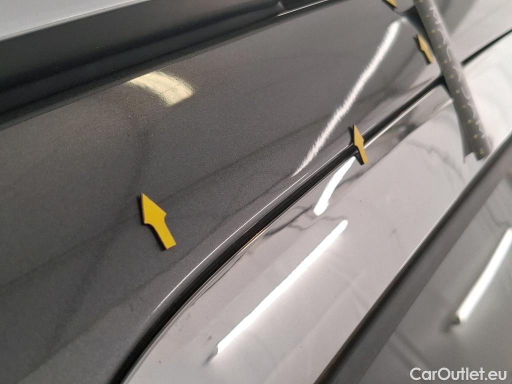  Peugeot  2008  Allure 1.2 PureTech 110CV BVA6 E6dT #18