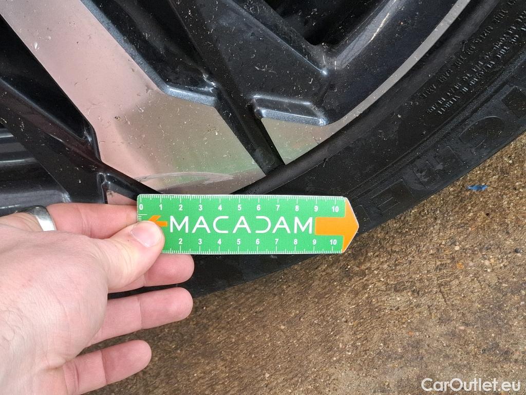  Peugeot  3008  GT Line 1.5 HDi 130CV BVA8 E6dT #7