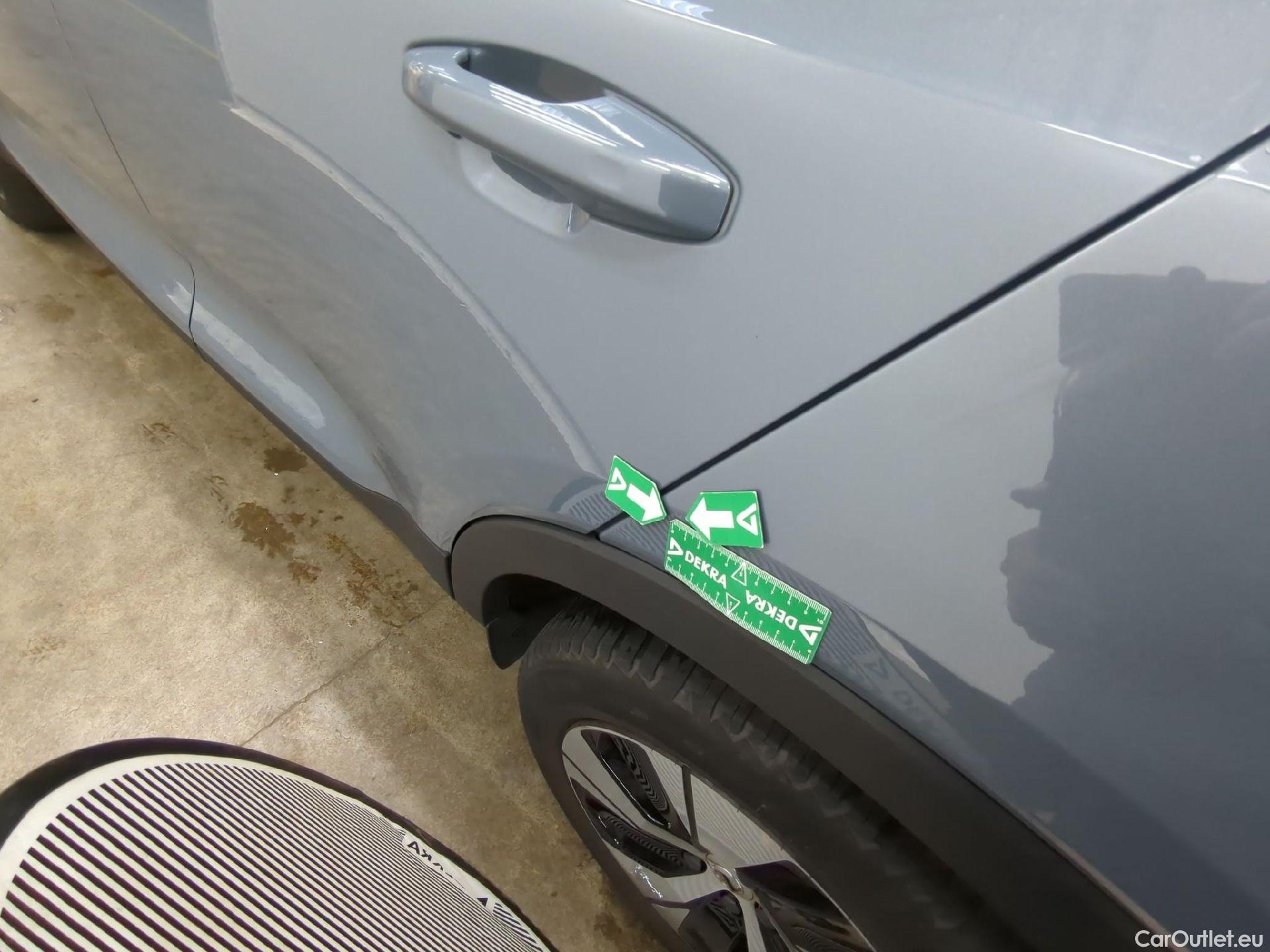  Volvo  XC 40 VOLVO XC40 / 2022 / 5P / SUV Recharge T4 211 DCT7 Start #20