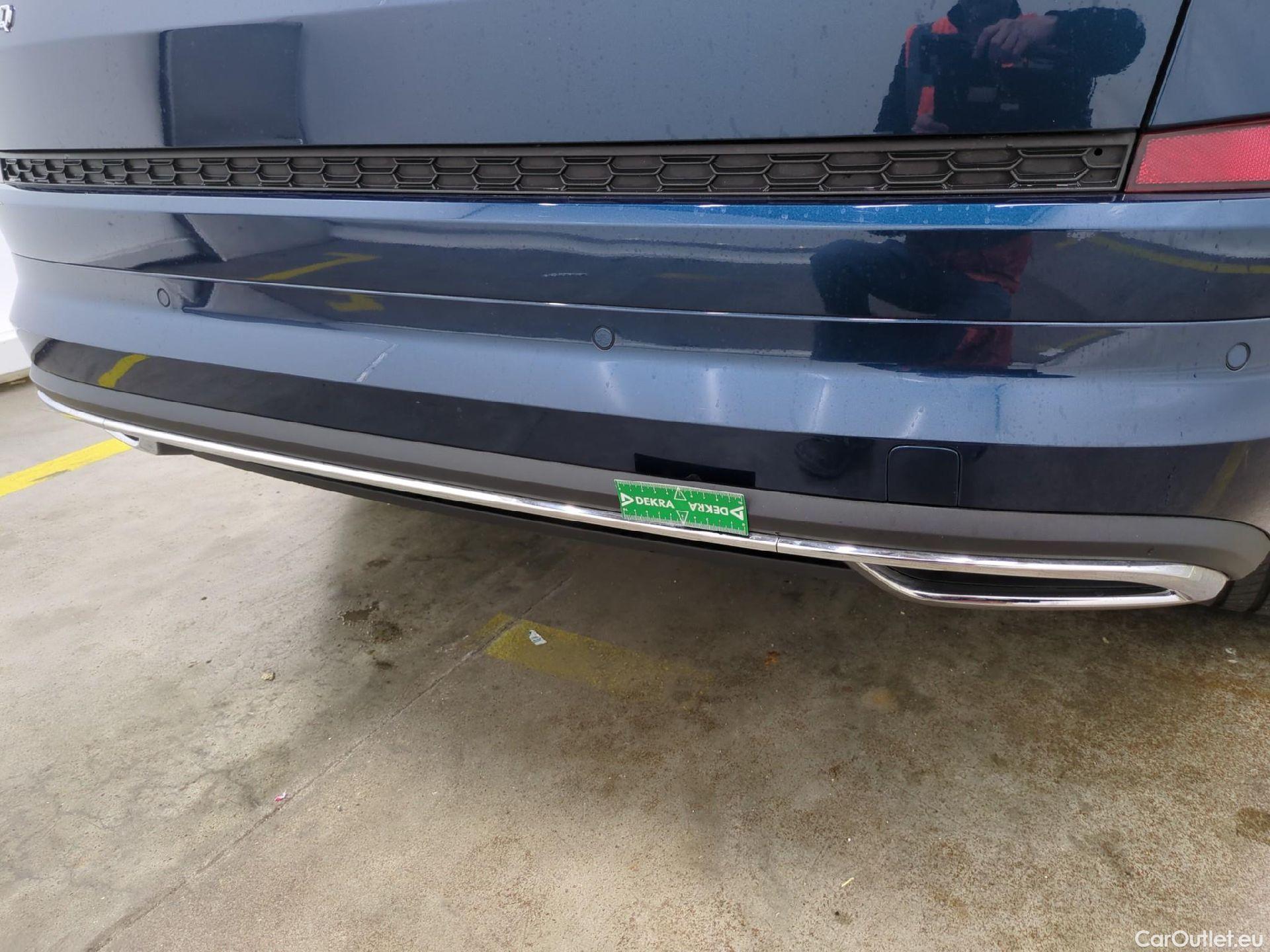  Skoda  Kodiaq SKODA  / 2021 / 5P / SUV 2.0 TDI 150 SCR DSG7 LAURIN & KLEMENT #6