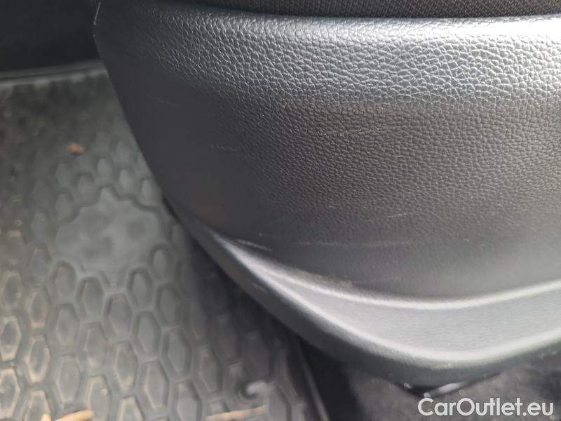  Hyundai  i20   (BC3) (2020)  1.2i 62 Smart 5d #9