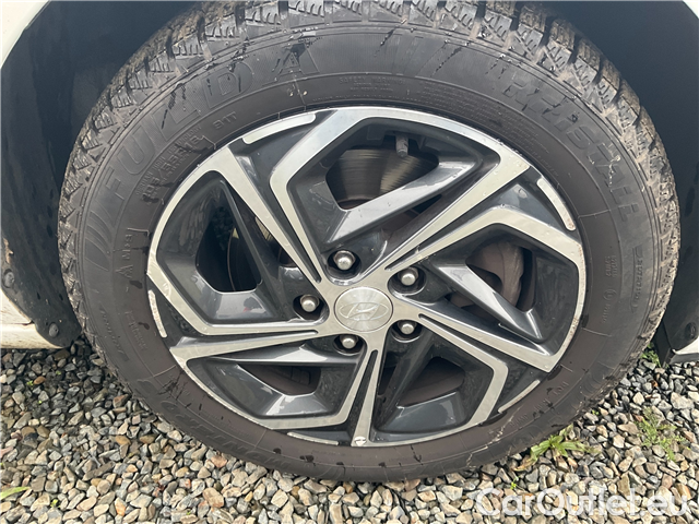  Hyundai  i30  kom.1.5i Family Comfort 5d #3