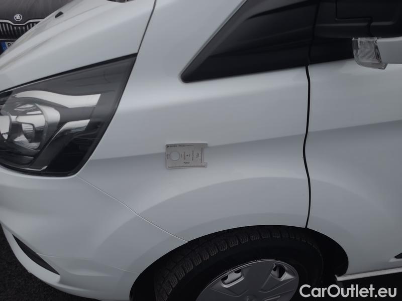  Ford  Transit Custom-LCV (TTU) (2023) Tr.Cu.2.0TDCi 96 300 Tr L1 4d #14