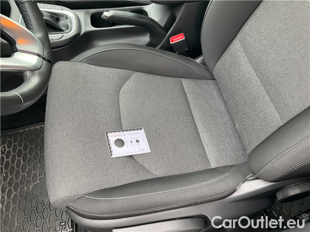  Hyundai  i30  kom.1.5i Family Smart 5d #14