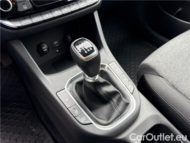  Hyundai  i30  1.5T-GDI 118 Family Smart #5