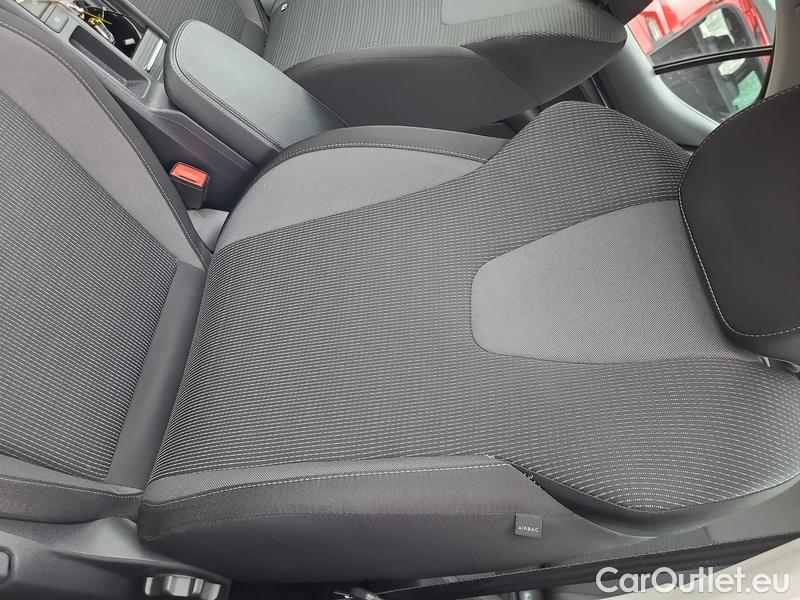  Skoda  Octavia  Lim. (NX3)(2020) Oct. 2.0TDI 110 Ambition AT 5d #14