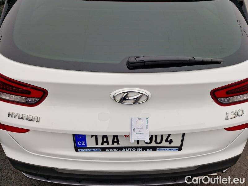  Hyundai  i30   cw (PD)(2017->)  kom.1.5T-GDI N Line 5d #13