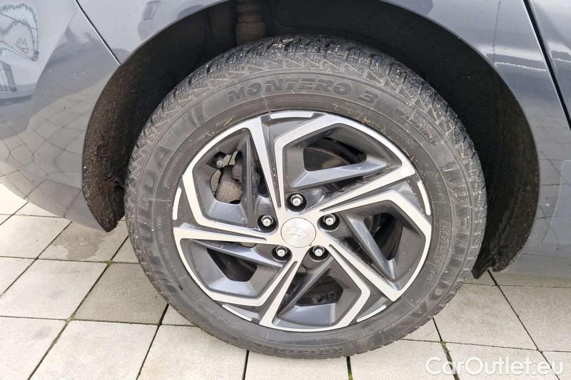  Hyundai  i30  Fastback (2018 ->)  FB 1.5TGDI 118 Smart #17