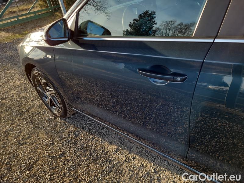  Hyundai  i30  (PD)(01.2017  ->)  kom.1.5TGDI FamilySmart AT #4