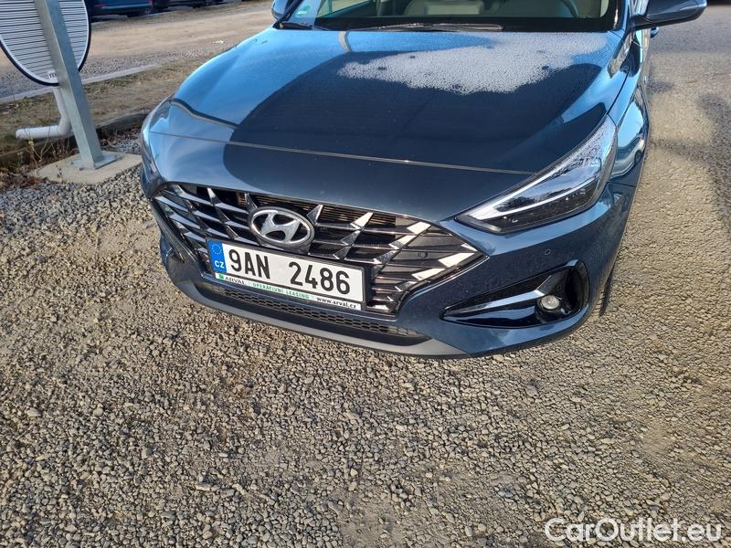  Hyundai  i30  (PD)(01.2017  ->)  kom.1.5TGDI FamilySmart AT #2