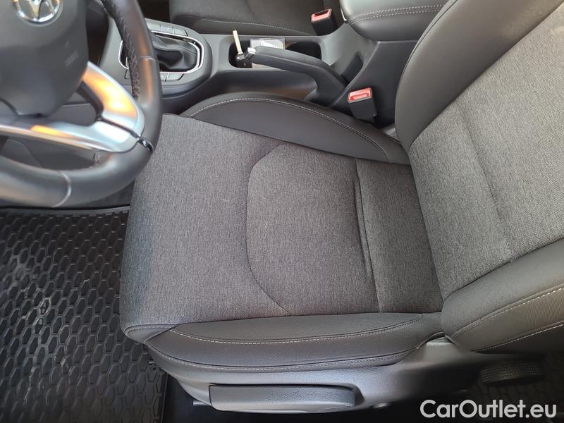  Hyundai  i30  (PD)(01.2017  ->)  kom.1.5TGDI FamilySmart AT #6