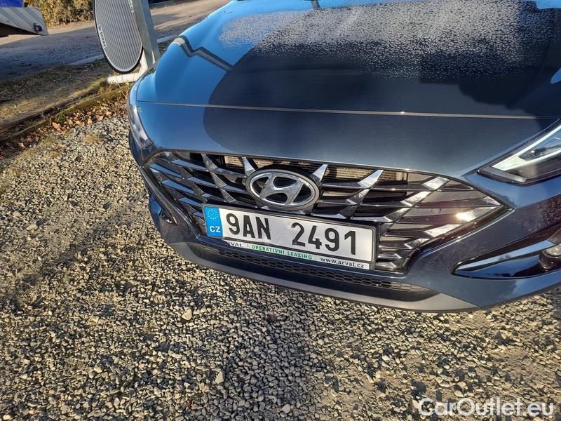  Hyundai  i30  (PD)(01.2017  ->)  kom.1.5TGDI FamilySmart AT #3