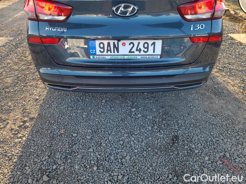  Hyundai  i30  (PD)(01.2017  ->)  kom.1.5TGDI FamilySmart AT #13
