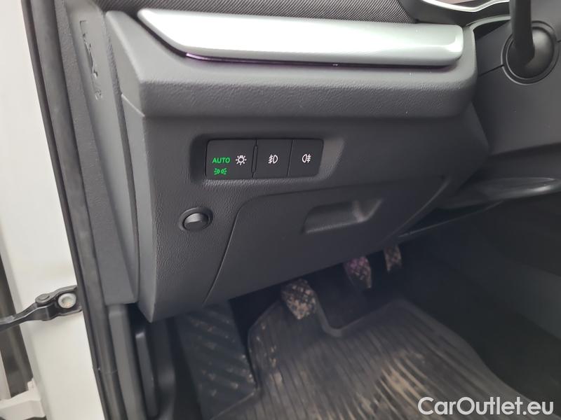  Skoda  Octavia  Combi (NX3)(2020) Oct.Combi 2.0TDI 85 Style #10