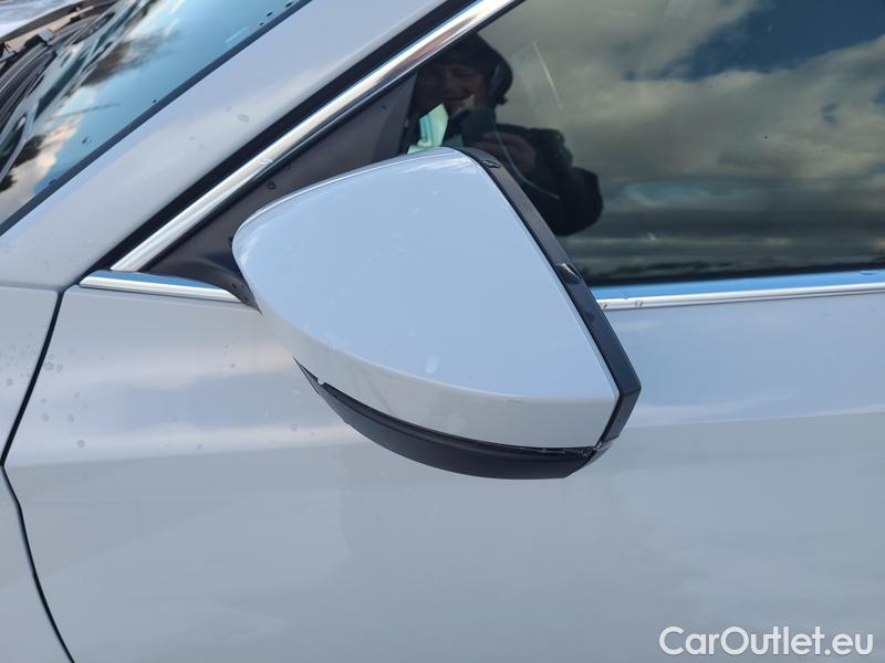  Skoda  Octavia  Lim. (NX3)(2020) Oct. 2.0TDI 110 Style AT 5d #2