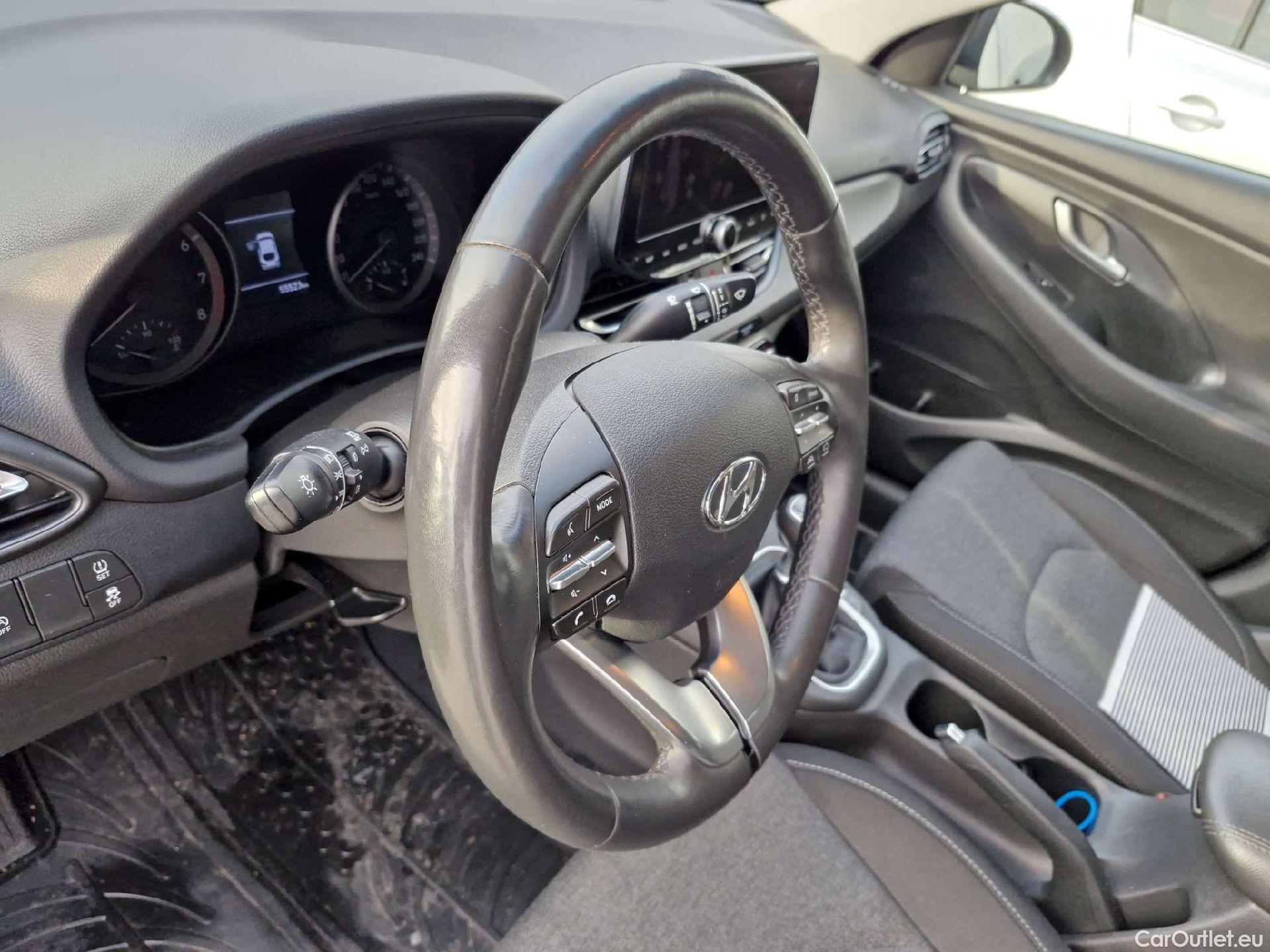  Hyundai  i30  Fastback (2018 ->)  FB 1.5TGDI 118 Smart #11