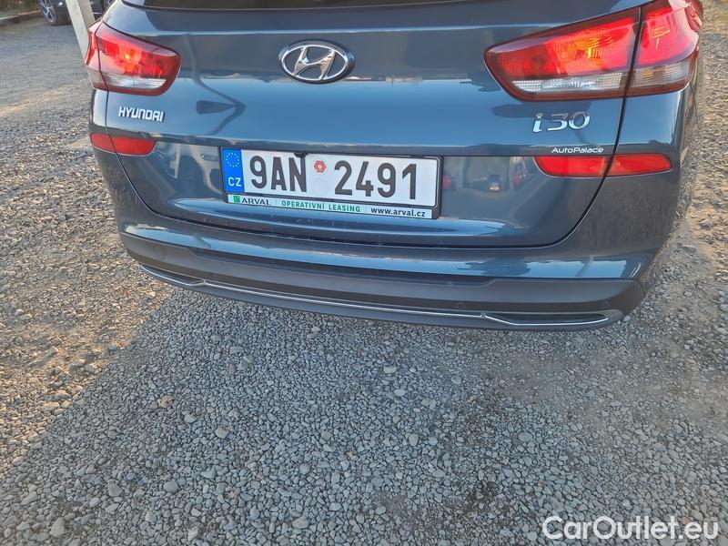  Hyundai  i30  (PD)(01.2017  ->)  kom.1.5TGDI FamilySmart AT #15