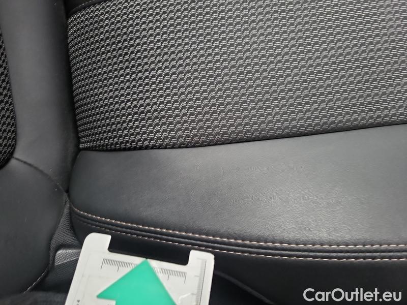  Peugeot  3008  (PD) 2023  1.5BHDi 130 GT AT #3