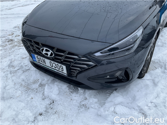 Hyundai  i30  FB 1.0TGDI 120 Smart AT #1
