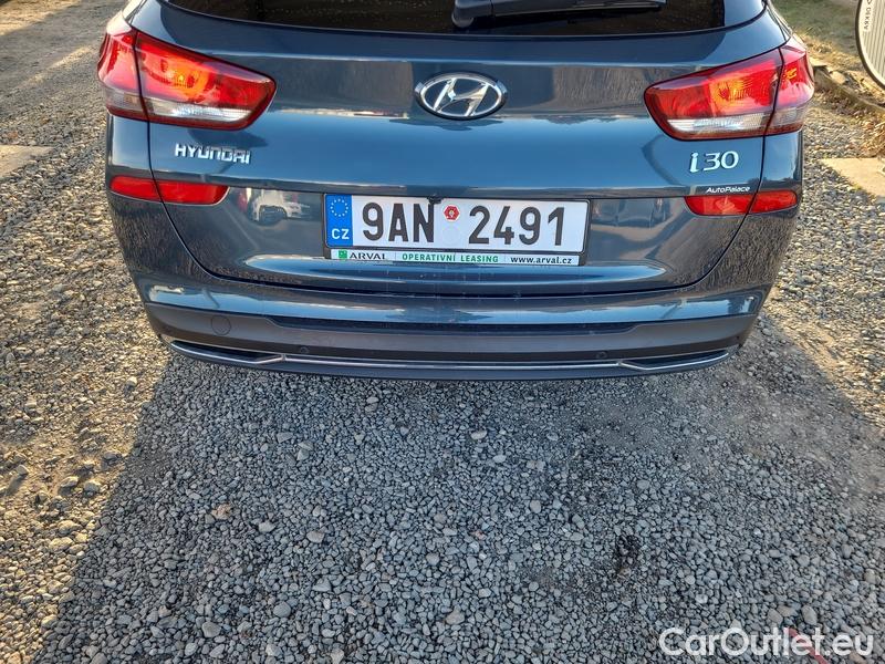  Hyundai  i30  (PD)(01.2017  ->)  kom.1.5TGDI FamilySmart AT #12