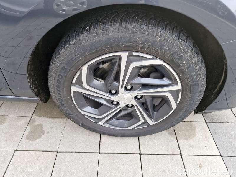  Hyundai  i30  Fastback (2018 ->)  FB 1.5TGDI 118 Smart #19