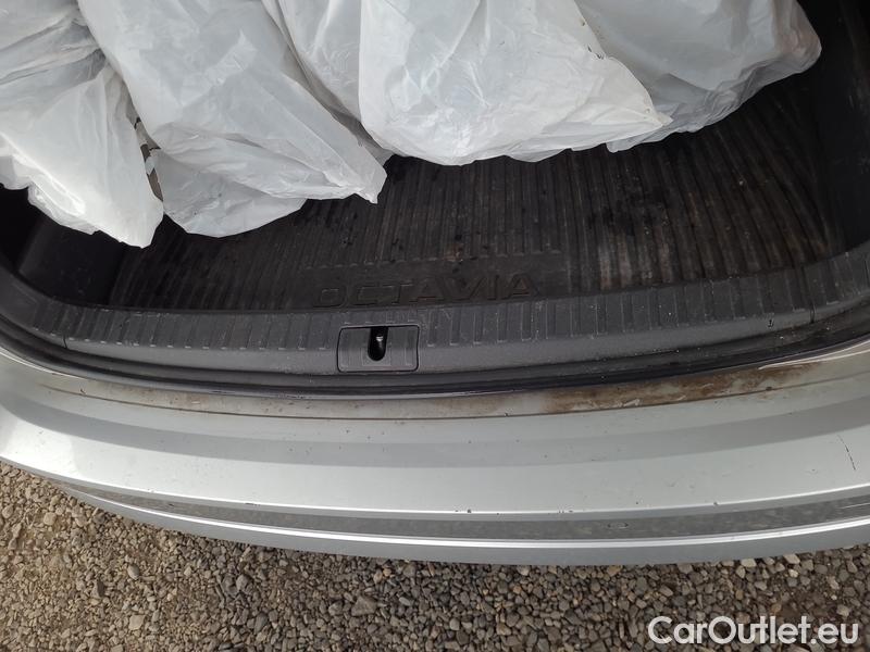  Skoda  Octavia  Combi (NX3)(2020) Oct.Combi 2.0TDI 85 Ambition #20