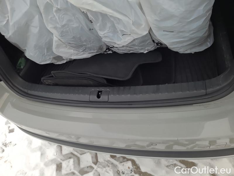  Skoda  Octavia  Combi (NX3)(2020) Oct.C. 2.0TDI 147 Scout 4x4 AT #13