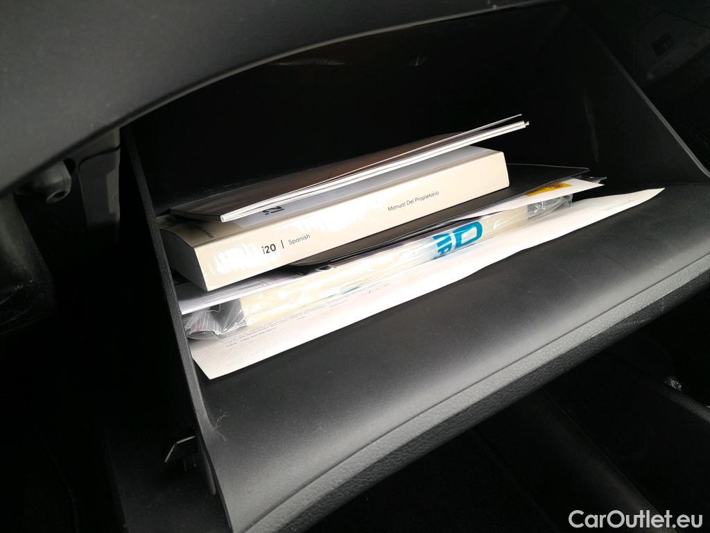  Hyundai  i20 HYUNDAI  / 2020 / 5P / berlina con portón 1.0 TGDI 74kW (100CV) 48V Klass #2