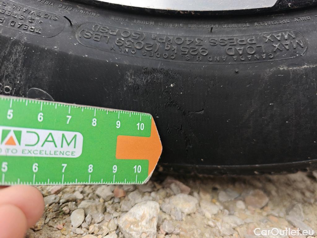  Hyundai   Ioniq HYUNDAI 5 / 2021 / 5P / todoterreno 58KWH Light RWD #7