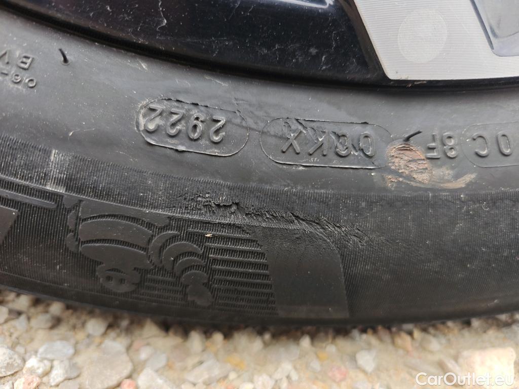  Hyundai   Ioniq HYUNDAI 5 / 2021 / 5P / todoterreno 58KWH Light RWD #10