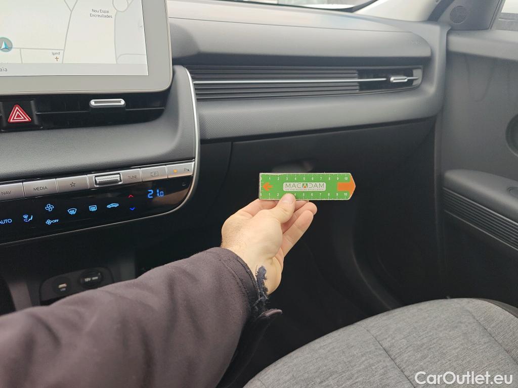  Hyundai   Ioniq HYUNDAI 5 / 2021 / 5P / todoterreno 58KWH Light RWD #25