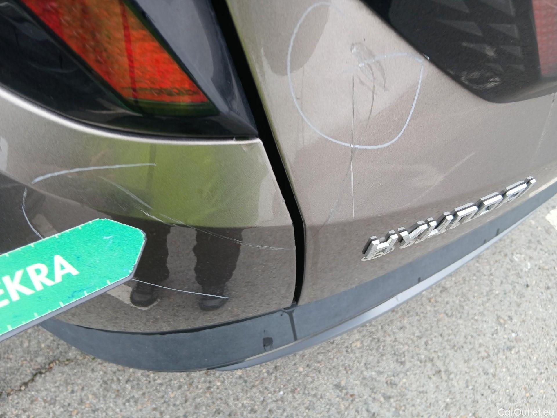  Hyundai  Tucson HYUNDAI  / 2020 / 5P / todoterreno 1.6 TGDI PHEV 195kW Style Auto 4x4 #13