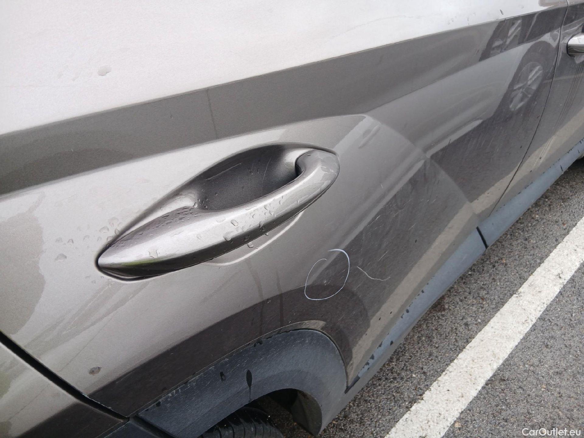  Hyundai  Tucson HYUNDAI  / 2020 / 5P / todoterreno 1.6 TGDI PHEV 195kW Style Auto 4x4 #16