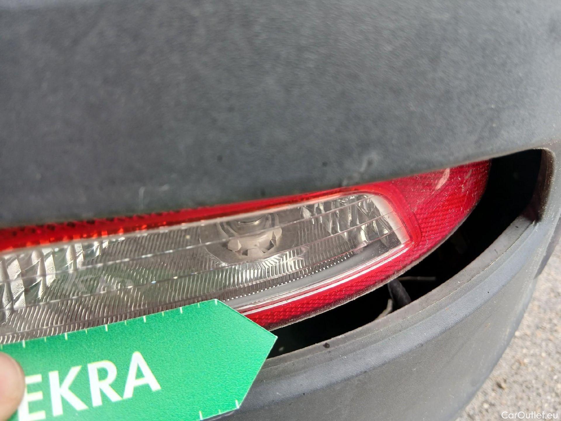  Hyundai  Bayon HYUNDAI  / 2021 / 5P / todoterreno 1.2 MPI Maxx #37