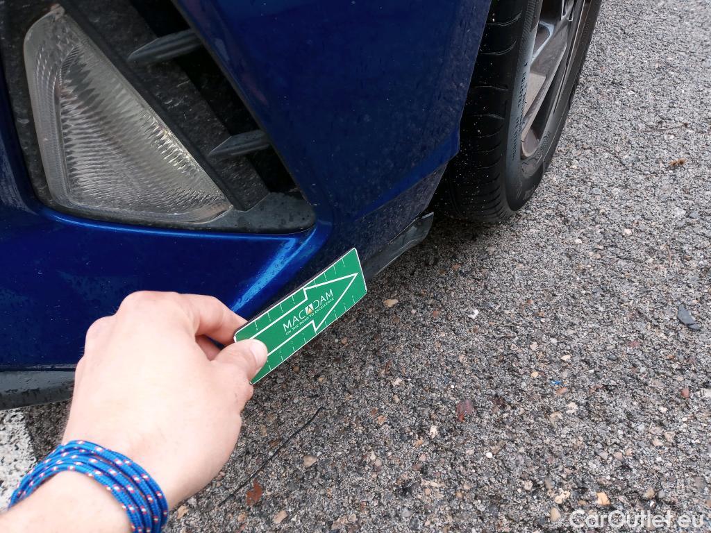  Hyundai  i20 HYUNDAI  / 2020 / 5P / berlina con portón 1.2 MPI SLX #7